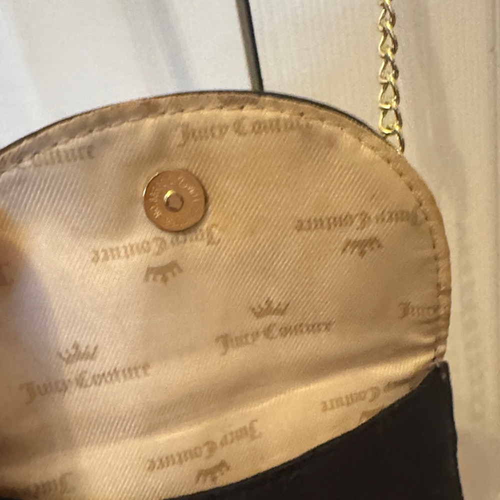 Juicy Couture Black Crossbody Bag with Gold Chain - Picture 10 of 10